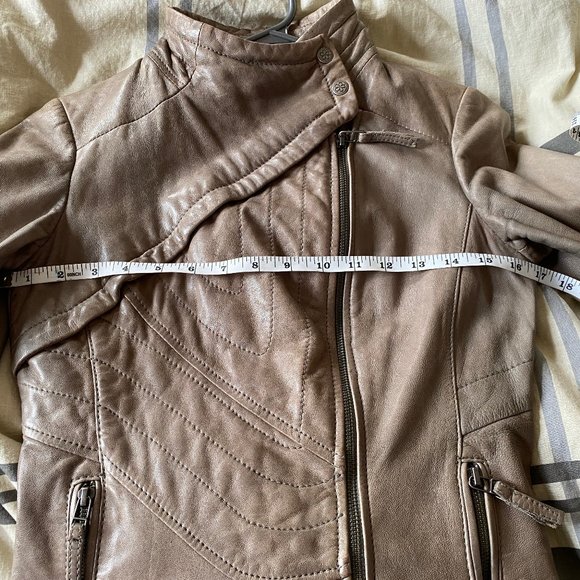 Leather Jacket - Picture 14 of 15